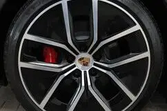 Porsche Taycan, 163 kW, elekter, automaat, nelikvedu
