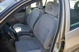Volkswagen Bora, 2.0, 85 kW, бензин, механическая, передний привод