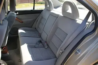 Volkswagen Bora, 2.0, 85 kW, бензин, механическая, передний привод