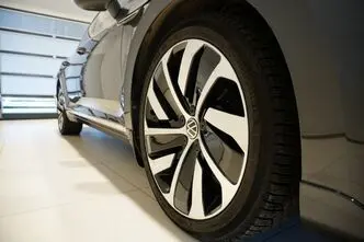 Volkswagen Arteon, 2.0, 140 kW, бензин, автомат, передний привод
