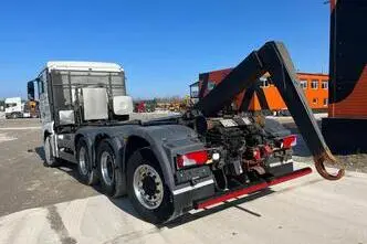 MAN TGX 35.480 8x4*4, 353 kW, diesel, manual