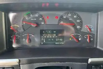Volvo FM 330 6x2, 248 kW, diesel, automatic