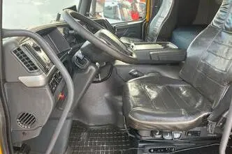 Volvo FM 330 6x2, 248 kW, diesel, automatic