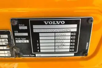 Volvo FM 330 6x2, 248 kW, diesel, automatic