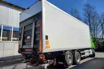 Volvo FM410 6X2 CARRIER SIDEOPENING, 10.8, 308 kW, diisel, automaat, tagavedu