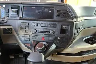 MAN TGX 26.510 6x2*4, 375 kW, дизель, автомат