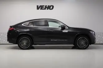 Mercedes-Benz GLC 300, 2.0, 150 kW, plug-in hybrid, automatic, four-wheel drive