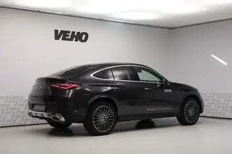 Mercedes-Benz GLC 300, 2.0, 150 kW, plug-in hybrid, automatic, four-wheel drive