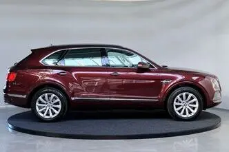 Bentley Bentayga, 4.0, 320 kW, дизель, автомат, полный привод