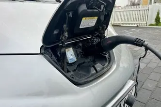 Nissan Leaf, 80 kW, электричество, автомат, передний привод