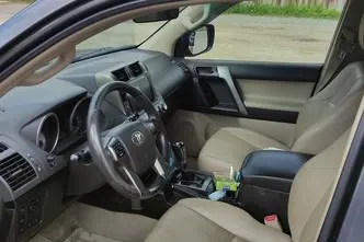 Toyota Land Cruiser, 3.0, 140 kW, дизель, автомат, полный привод
