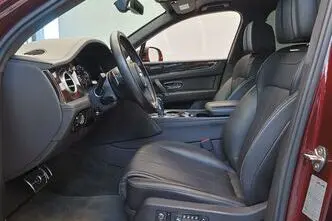 Bentley Bentayga, 4.0, 320 kW, дизель, автомат, полный привод