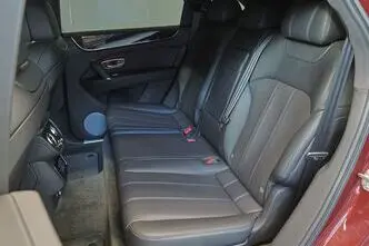 Bentley Bentayga, 4.0, 320 kW, дизель, автомат, полный привод