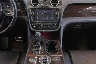 Bentley Bentayga, 4.0, 320 kW, дизель, автомат, полный привод