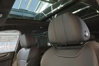 Bentley Bentayga, 4.0, 320 kW, дизель, автомат, полный привод