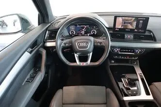 Audi Q5, 2.0, 195 kW, plug-in hybrid, automatic, four-wheel drive