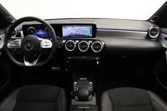 Mercedes-Benz CLA 250, 1.3, 118 kW, plug-in hybrid, automatic, front-wheel drive
