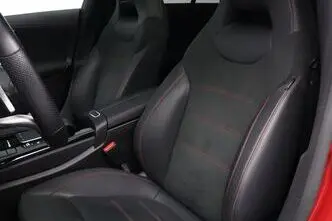 Mercedes-Benz CLA 250, 1.3, 118 kW, plug-in hybrid, automatic, front-wheel drive