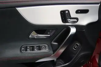 Mercedes-Benz CLA 250, 1.3, 118 kW, plug-in hybrid, automatic, front-wheel drive