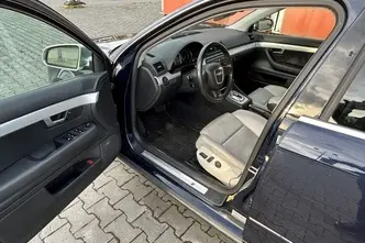 Audi S4, 4.2, 253 kW, petrol, automatic, four-wheel drive