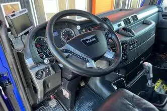 MAN TGX 26.480 6x2*4, 353 kW, diesel, manual
