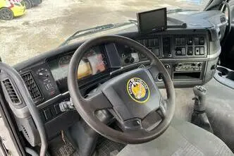 Volvo FM 12 420 8x4, 12.1, 309 kW, diesel