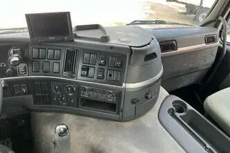 Volvo FM 12 420 8x4, 12.1, 309 kW, diesel