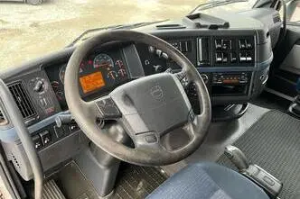 Volvo FH 440 6x2, 324 kW, diisel, automaat