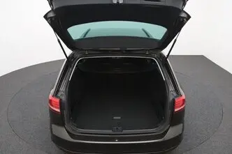 Volkswagen Passat, 1.4, 110 kW, bensiin, automaat, esivedu
