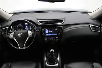 Nissan X-Trail, 1.6, 120 kW, бензин, механическая, передний привод