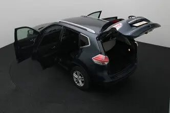 Nissan X-Trail, 1.6, 120 kW, бензин, механическая, передний привод