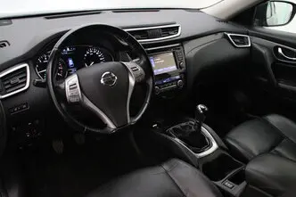 Nissan X-Trail, 1.6, 120 kW, бензин, механическая, передний привод