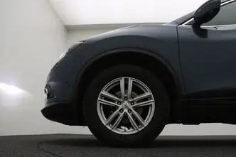 Nissan X-Trail, 1.6, 120 kW, бензин, механическая, передний привод