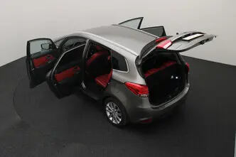 Kia Carens, 1.6, 99 kW, bensiin, manuaal, esivedu