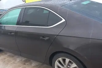 Škoda Superb, 1.8, 132 kW, bensiin, automaat, esivedu