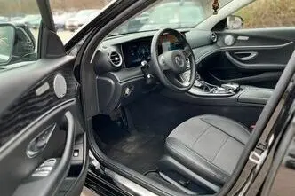 Mercedes-Benz E 350, 2.0, 155 kW, hybrid, automatic, front-wheel drive