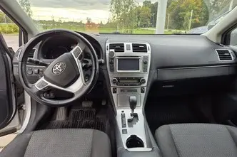Toyota Avensis, 1.8, 108 kW, bensiin+lpg, automaat, esivedu