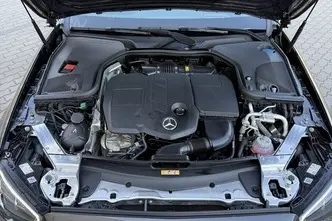 Mercedes-Benz E 300, 2.0, 143 kW, pistikhübriid, automaat, nelikvedu