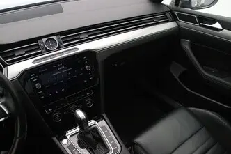 Volkswagen Passat, 1.5, 110 kW, bensiin, automaat, esivedu