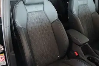 Audi Q4 e-tron, 77 kW, electric, automatic, four-wheel drive