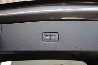 Audi Q8, 3.0, 250 kW, гибрид, автомат, полный привод