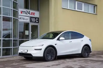 Tesla Model Y, 179 kW, electric, automatic, four-wheel drive