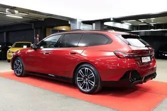 BMW 520, 2.0, 145 kW, гибрид, автомат, полный привод
