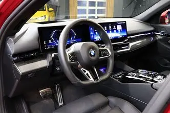 BMW 520, 2.0, 145 kW, гибрид, автомат, полный привод