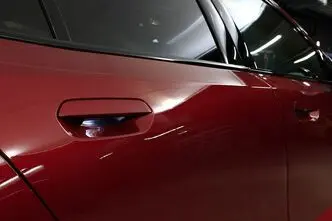 BMW 520, 2.0, 145 kW, гибрид, автомат, полный привод