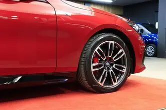 BMW 520, 2.0, 145 kW, гибрид, автомат, полный привод