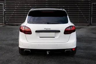Porsche Cayenne, 3.0, 176 kW, diesel, automatic, four-wheel drive