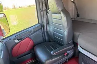 Scania R520, 382 kW, дизель, автомат