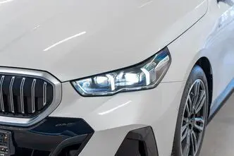 BMW 520, 2.0, 145 kW, diesel, automatic, four-wheel drive