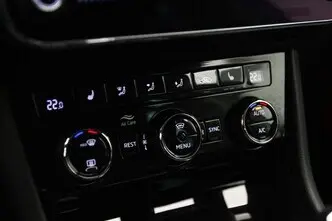 Škoda Superb, 2.0, 110 kW, дизель, автомат, передний привод